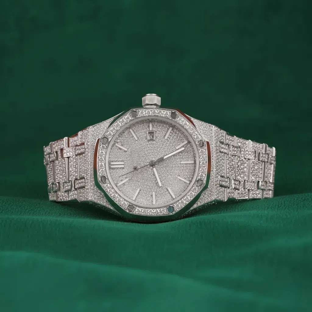 Audemars Piguet Royal Oak–Inspired Silver Fully Iced Automatic Watch Diamond Pavé Dial Luxury Bracelet Angle 1